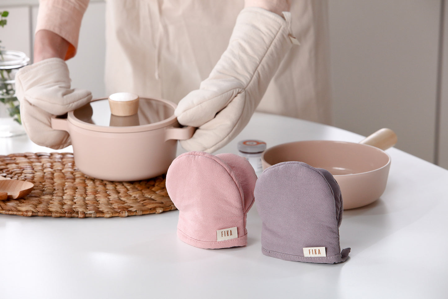 FIKA Oven Mitten Pair 100% Cotton